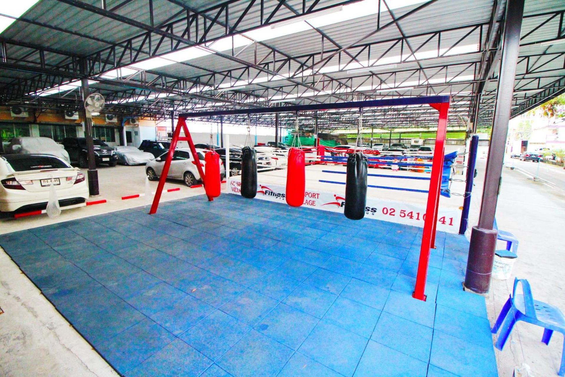 Ac Sport Village Bangkok Esterno foto