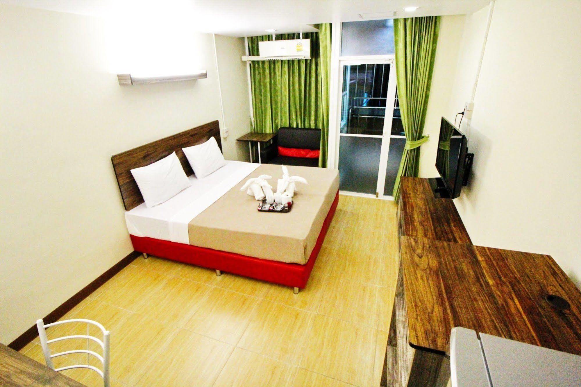 Ac Sport Village Bangkok Esterno foto