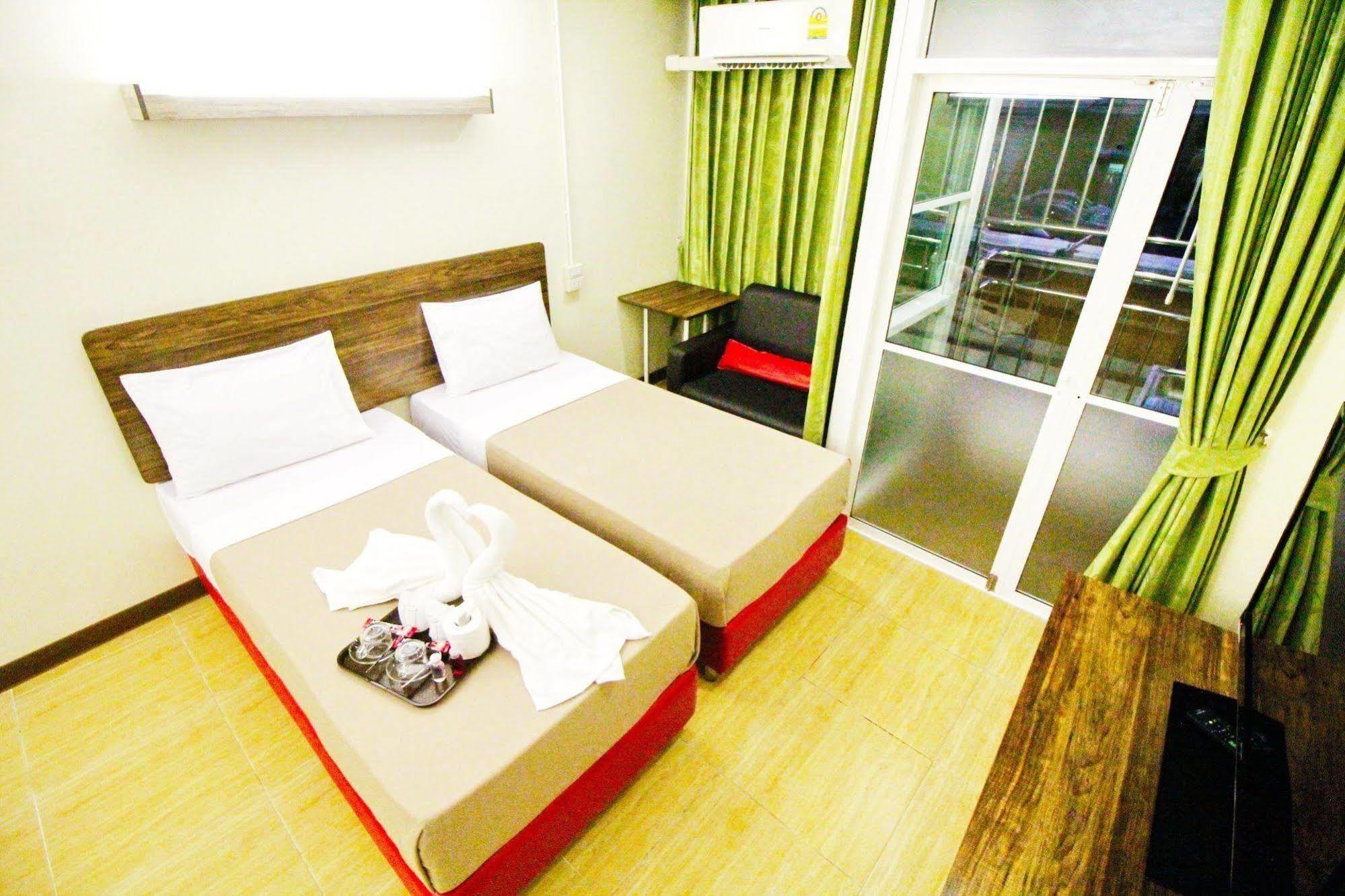Ac Sport Village Bangkok Esterno foto